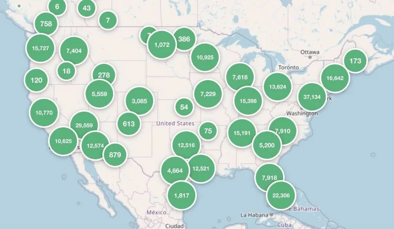Interactive map showing 301,000+ construction projects managed by Projul customers across the United States